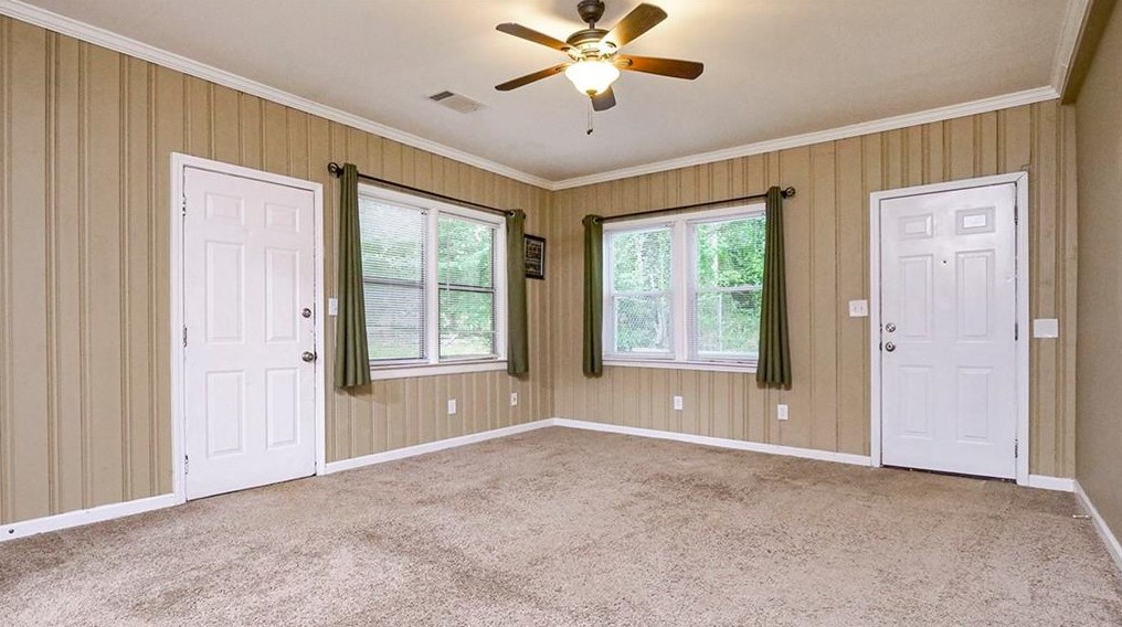 1925 Oak Valley Rd, Decatur GA  30035-1954 exterior