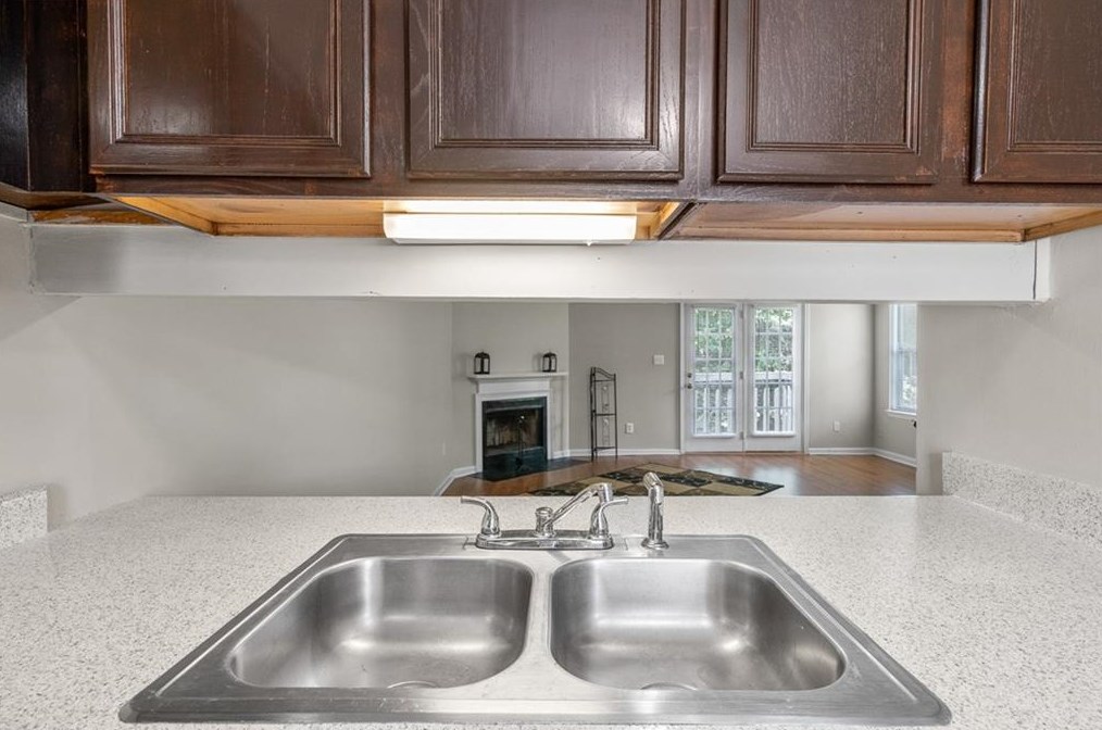 3201 Kingswood Pl, Decatur GA  30034-6715 exterior