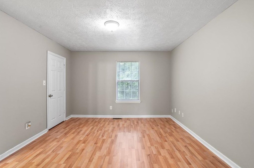 3201 Kingswood Pl, Decatur GA  30034-6715 exterior