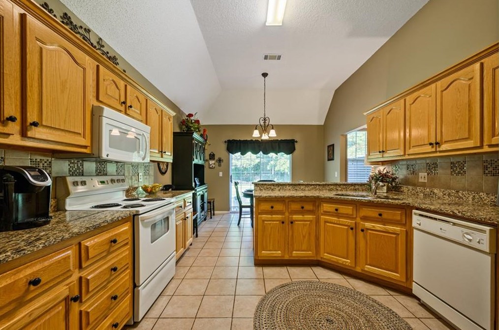 6 Butternut Ln, Rome GA  30165-7452 exterior