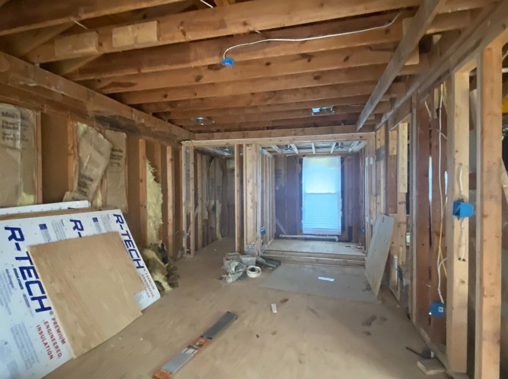 2562 Miriam Ln, Decatur GA  30032-5729 exterior