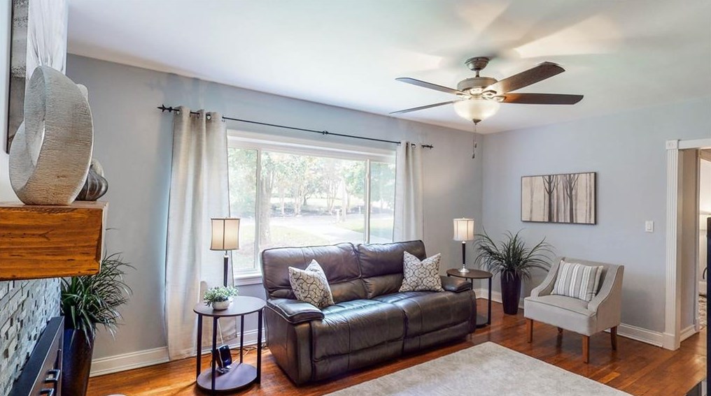 2348 Eastway Rd, Decatur GA  30033-5546 exterior