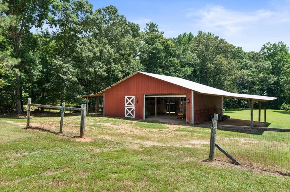 1750 Luke Edwards Rd, Dacula GA  30019-2524 exterior