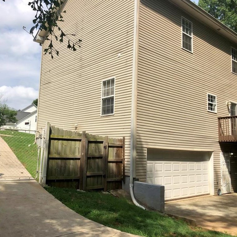 3298 Sugar Creek Trce, Atlanta GA  30316-4964 exterior