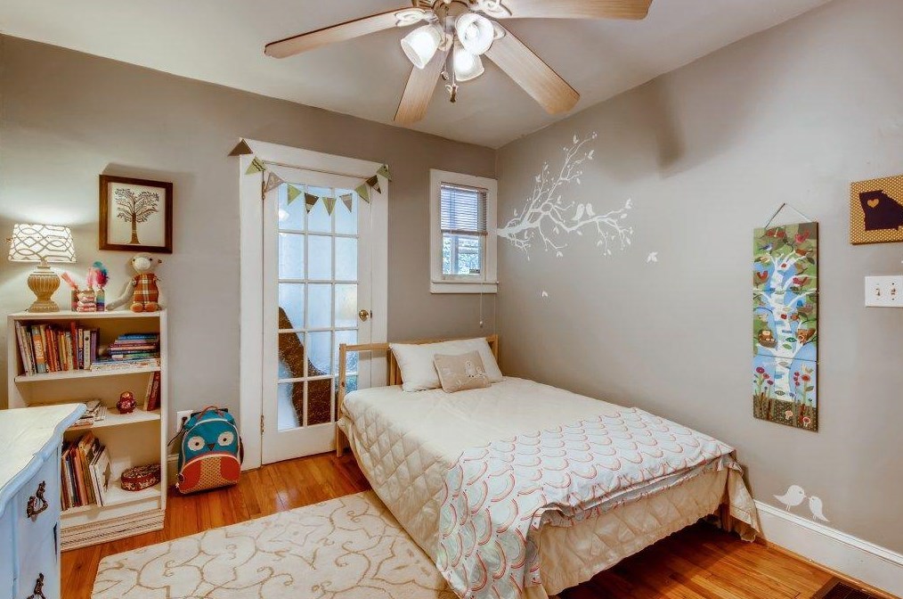 1038 Candler St, Decatur GA  30030-4464 exterior