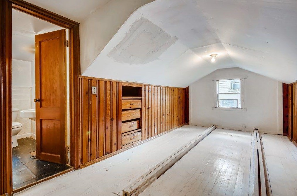 1038 Candler St, Decatur GA  30030-4464 exterior