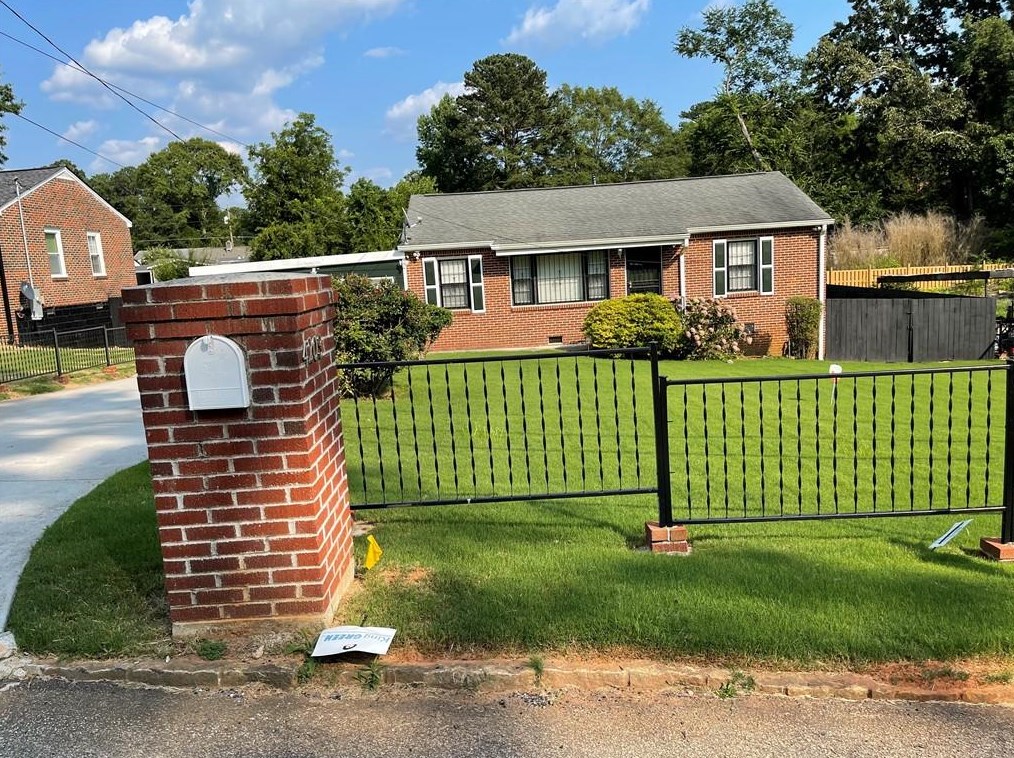 4203 Sherwood Ave, Decatur GA  30035-1967 exterior