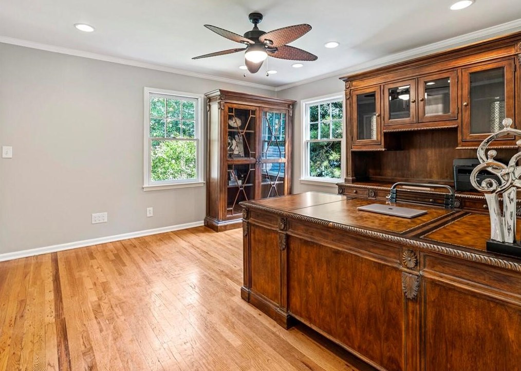 970 Winding Creek Trl, Atlanta GA  30328-2843 exterior