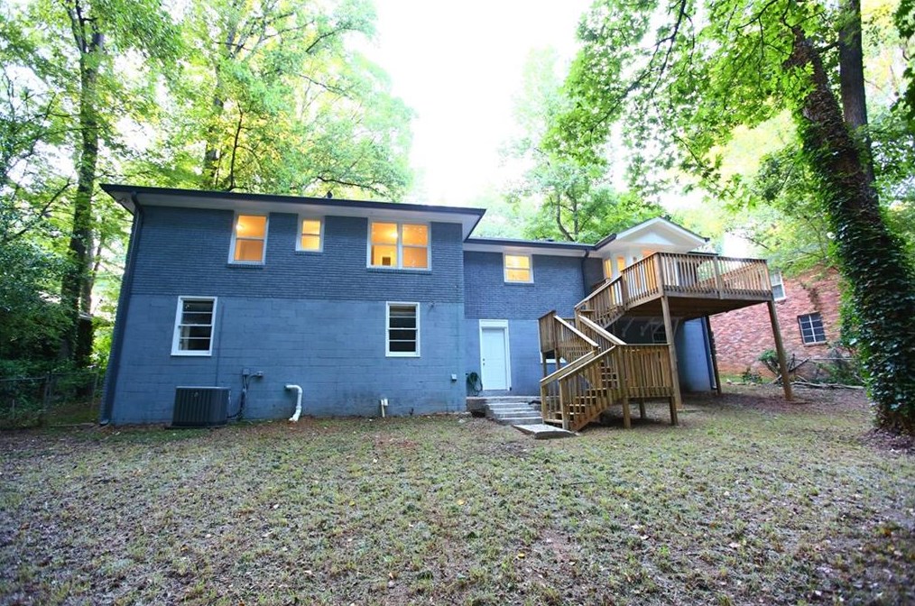 2393 Timber Ridge Ct, Decatur GA  30032-6325 exterior