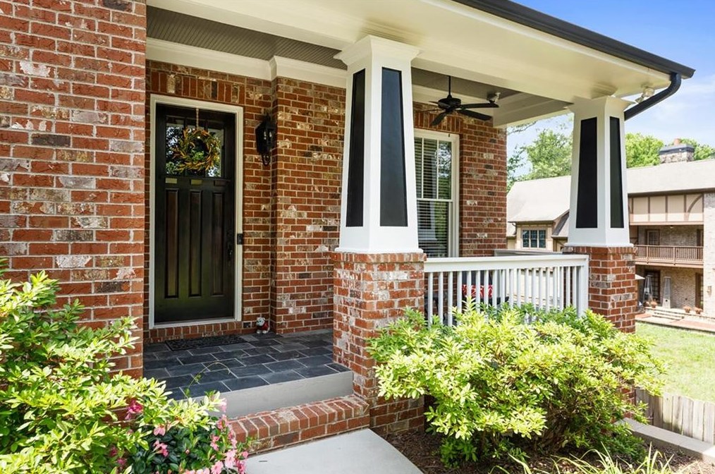 1133 Wimberly Rd, Atlanta GA  30319-2636 exterior