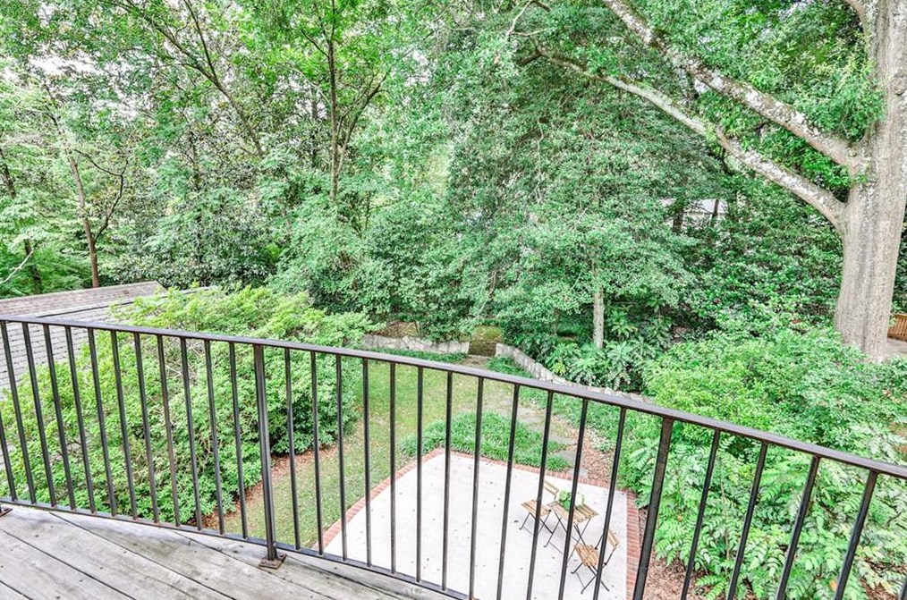 332 Lamont Dr, Decatur GA  30030-2343 exterior