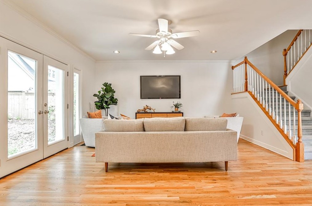 332 Lamont Dr, Decatur GA  30030-2343 exterior