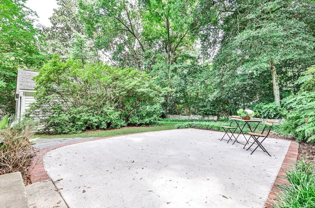 332 Lamont Dr, Decatur GA  30030-2343 exterior