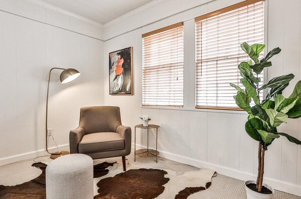 332 Lamont Dr, Decatur GA  30030-2343 exterior