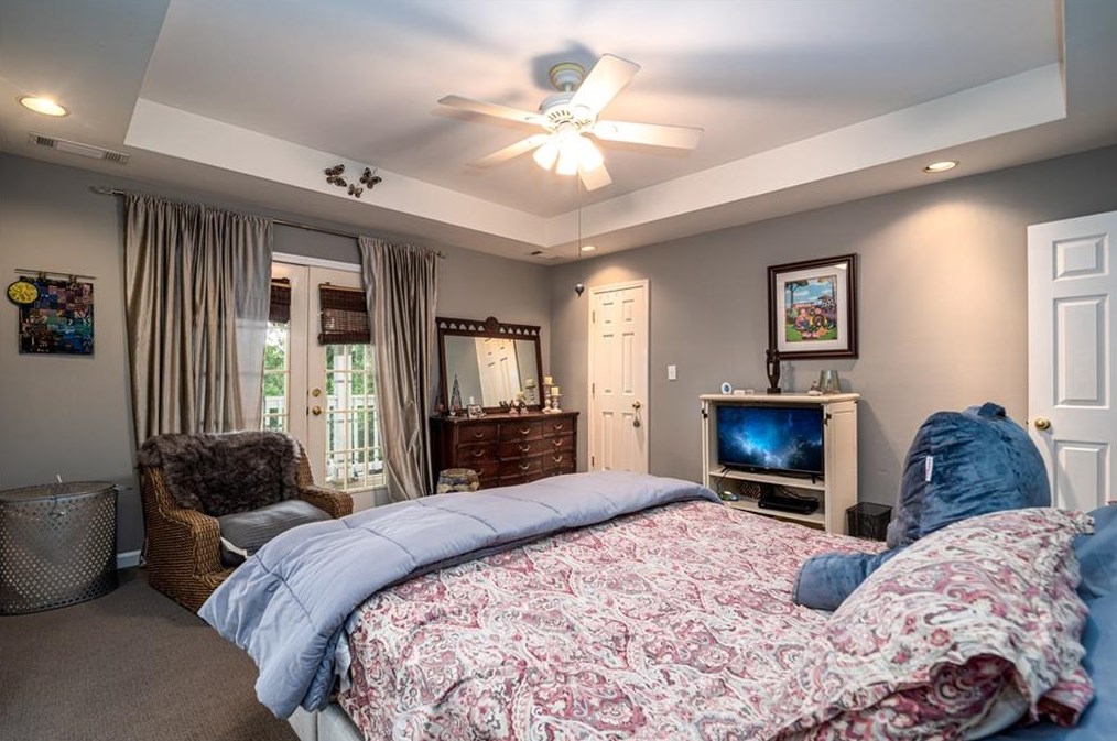 585 Orchard Ct, Atlanta GA  30312-2945 exterior