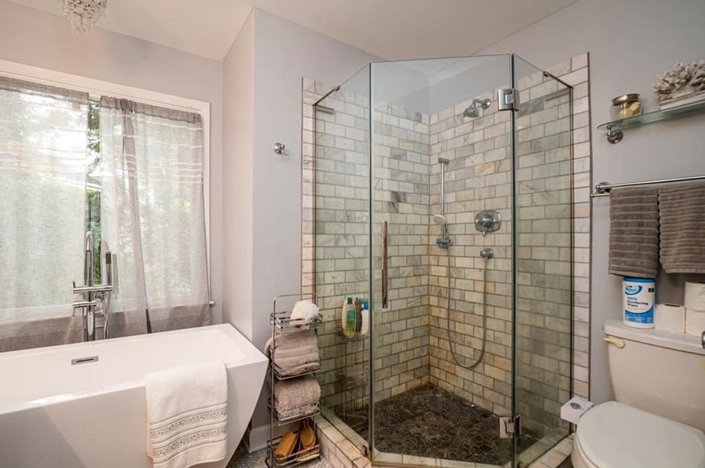 585 Orchard Ct, Atlanta GA  30312-2945 exterior