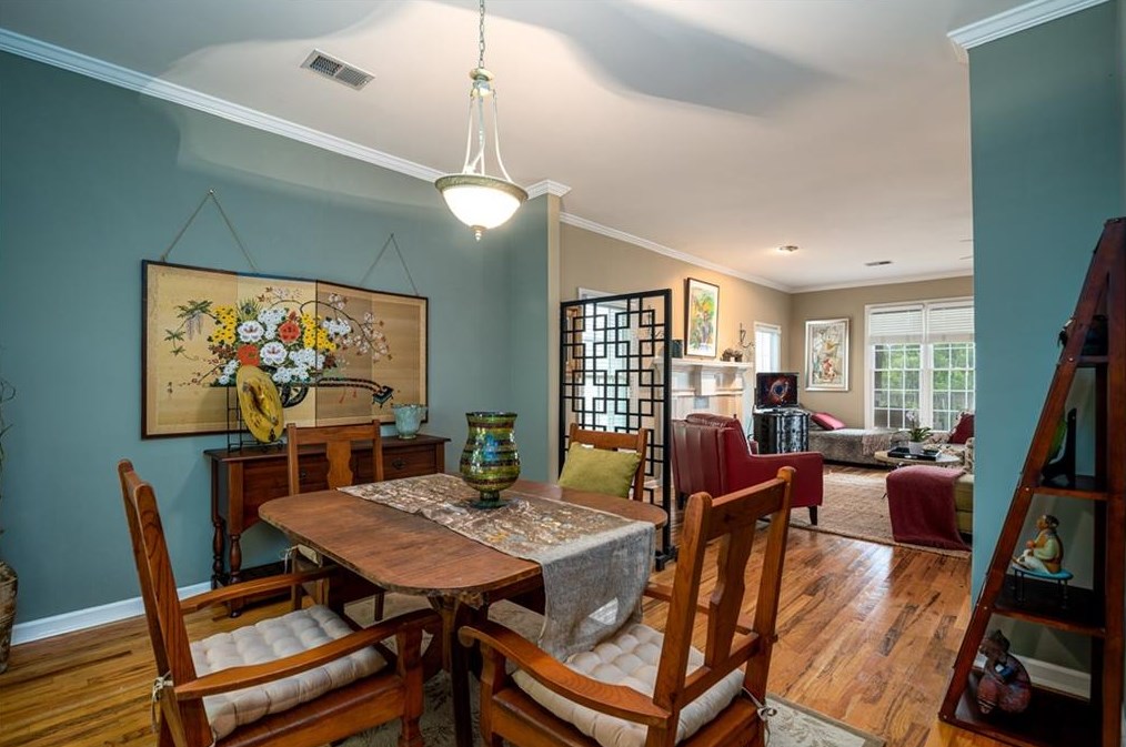 585 Orchard Ct, Atlanta GA  30312-2945 exterior