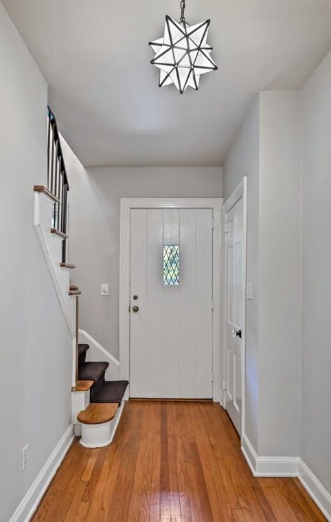 883 Wildwood Rd, Atlanta GA  30324-4911 exterior