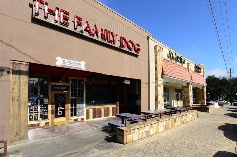 883 Wildwood Rd, Atlanta GA  30324-4911 exterior