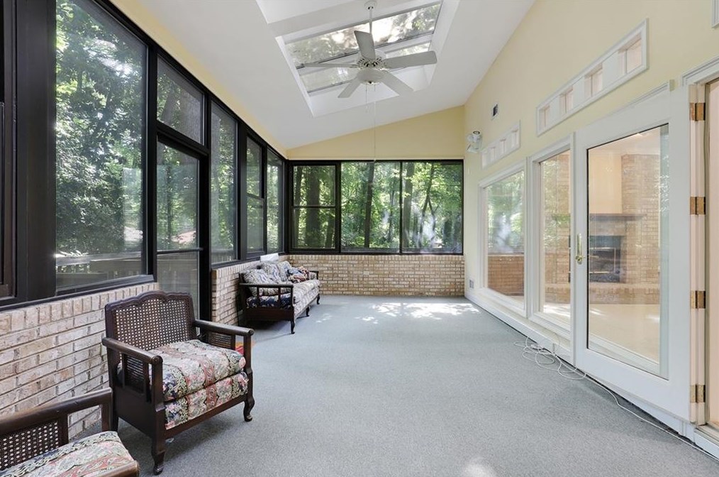 2094 Azalea Cir, Decatur GA  30033-2638 exterior