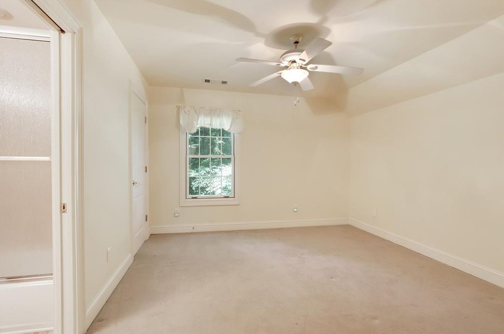 2094 Azalea Cir, Decatur GA  30033-2638 exterior