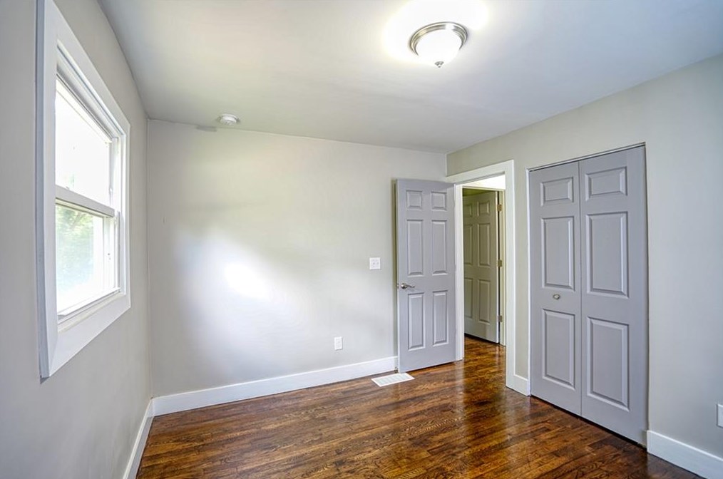 1064 Natham Dr, Atlanta GA  30315-8618 exterior