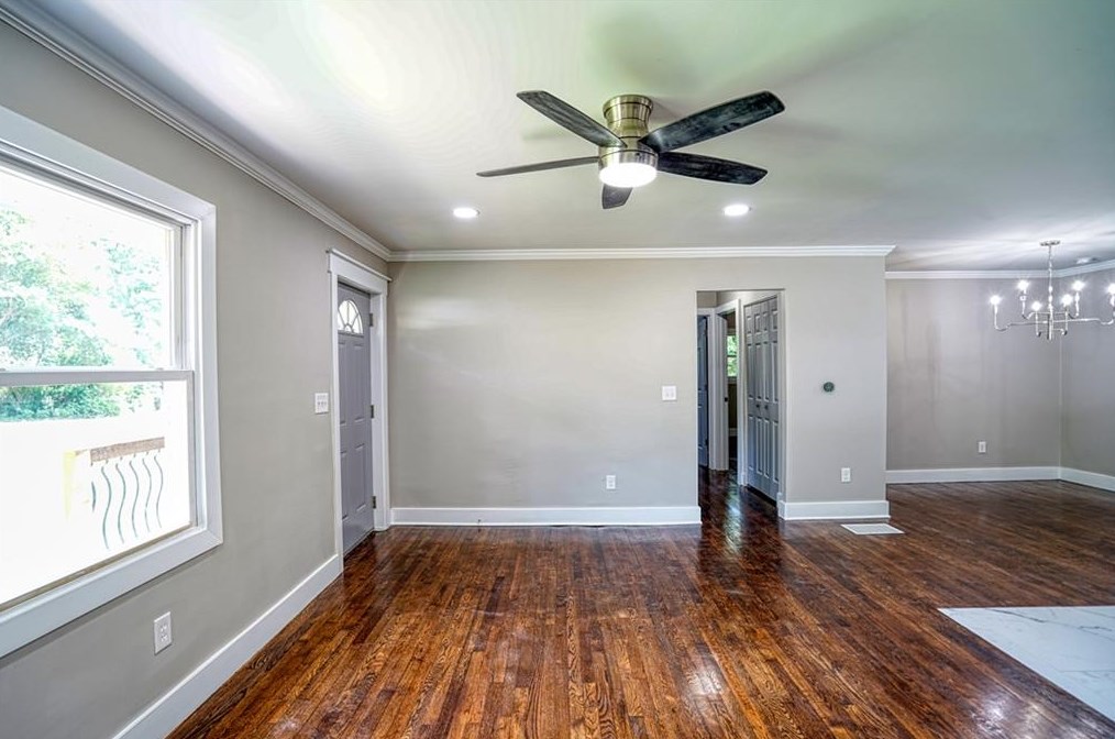 1064 Natham Dr, Atlanta GA  30315-8618 exterior