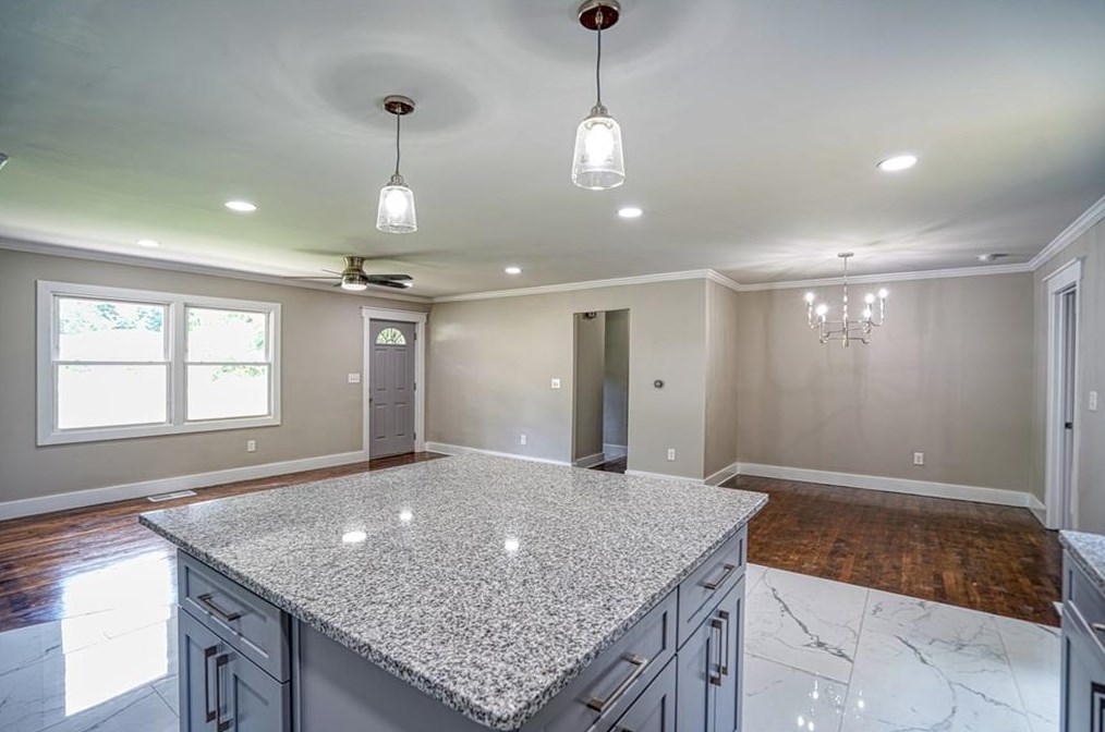 1064 Natham Dr, Atlanta GA  30315-8618 exterior