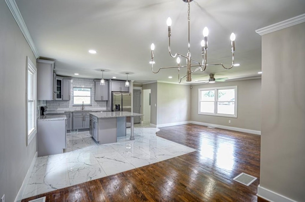 1064 Natham Dr, Atlanta GA  30315-8618 exterior
