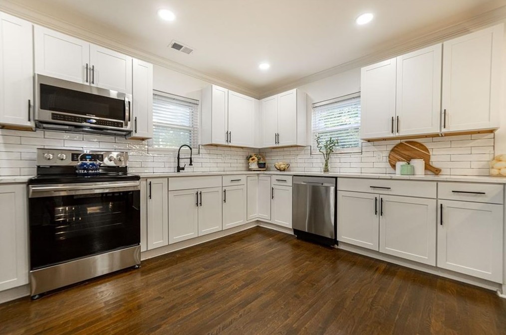 1257 Westridge Rd, Atlanta GA  30311-3431 exterior