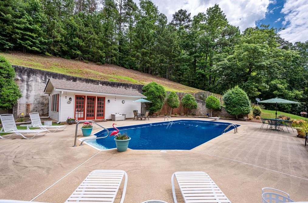 2990 Horseleg Creek Rd, Rome GA  30165-6543 exterior