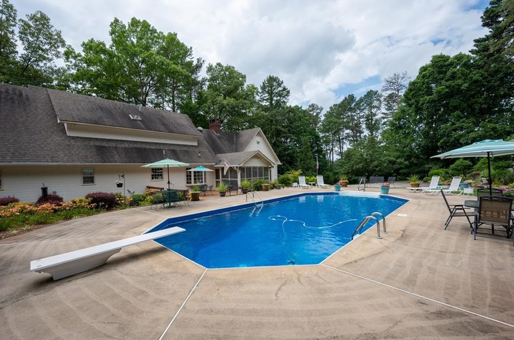 2990 Horseleg Creek Rd, Rome GA  30165-6543 exterior