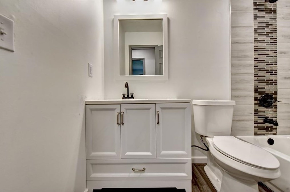 4204 Southvale Dr, Decatur GA  30034-6442 exterior