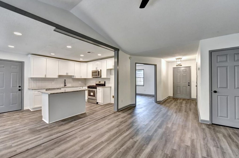 4204 Southvale Dr, Decatur GA  30034-6442 exterior