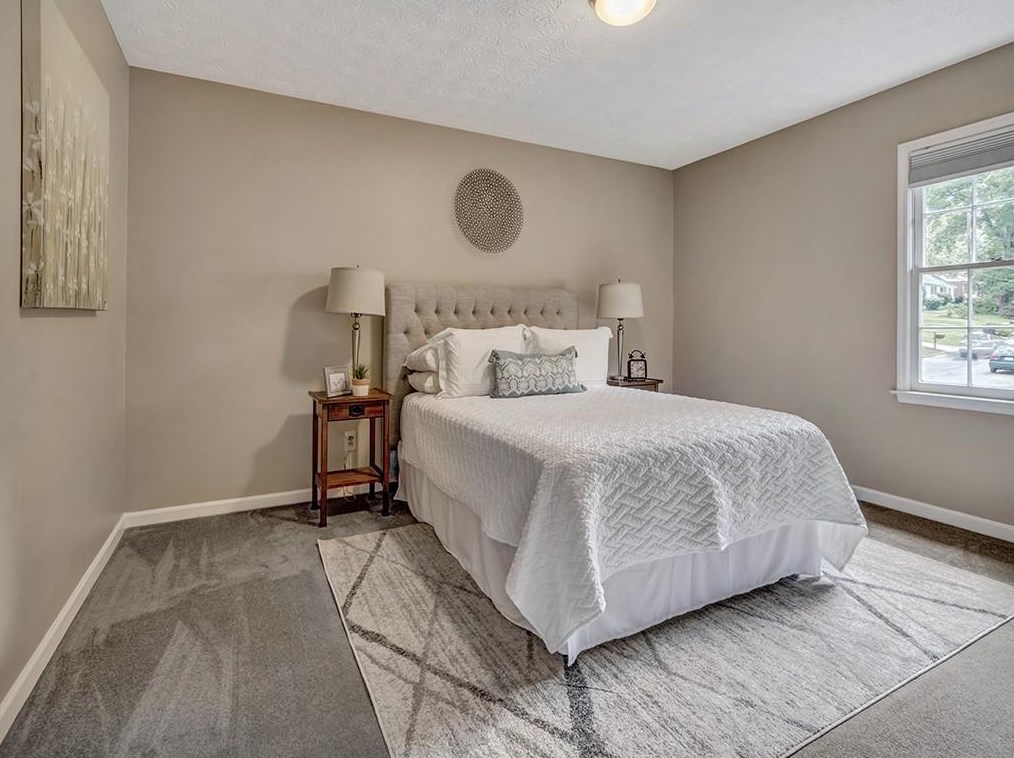 656 Wendan Dr, Decatur GA  30033-5530 exterior