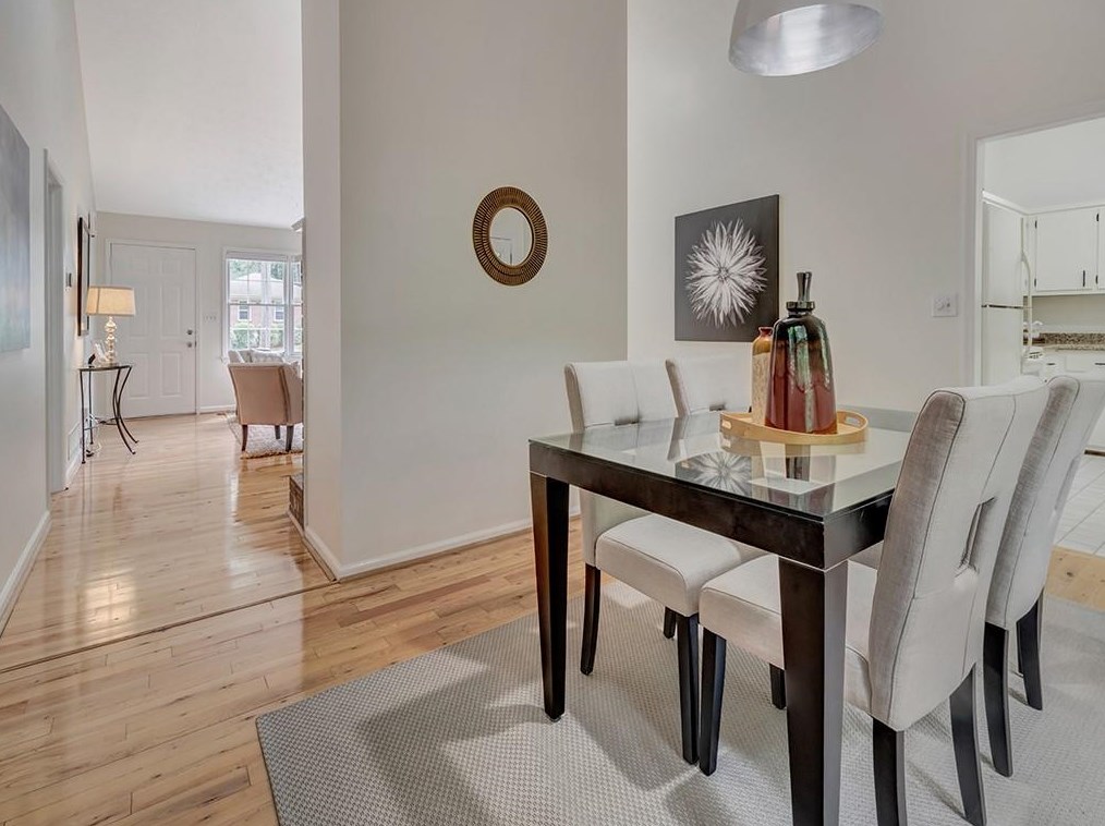 656 Wendan Dr, Decatur GA  30033-5530 exterior