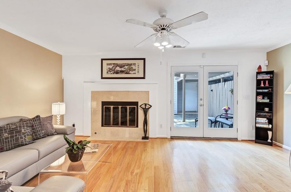 524 Commerce Dr, Decatur GA  30030-2608 exterior