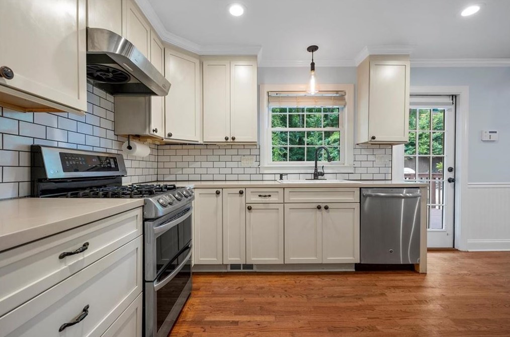 891 Brentwood Dr, Smyrna GA  30082-3405 exterior