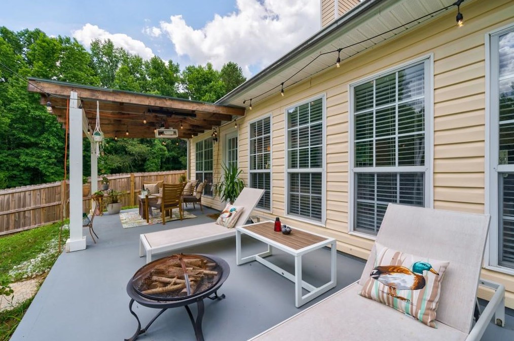 2487 Briar Valley Way, Dacula GA  30019-7517 exterior
