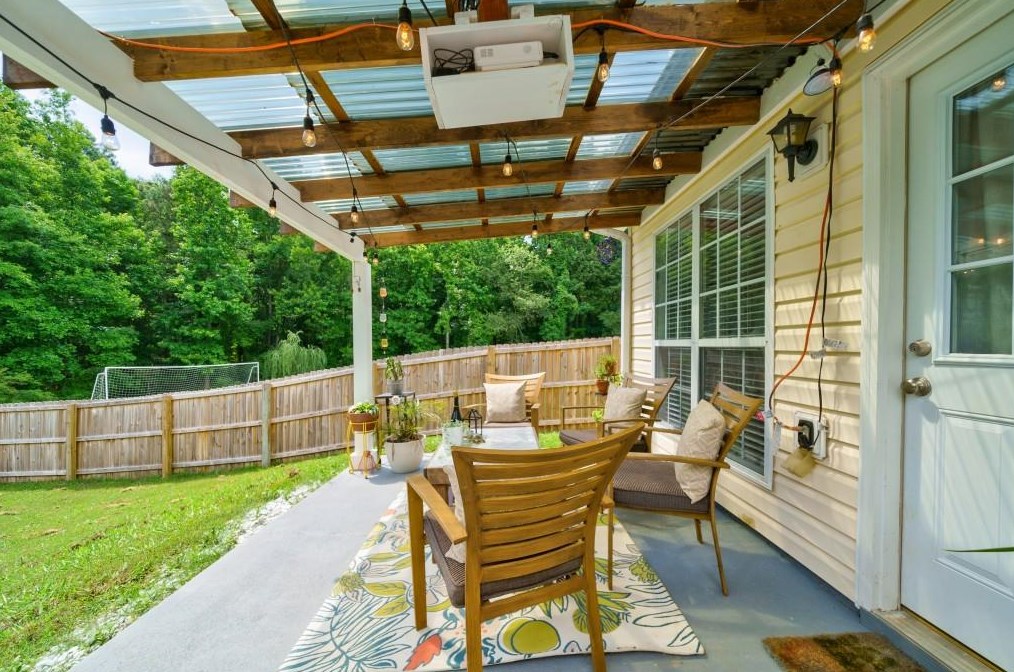 2487 Briar Valley Way, Dacula GA  30019-7517 exterior