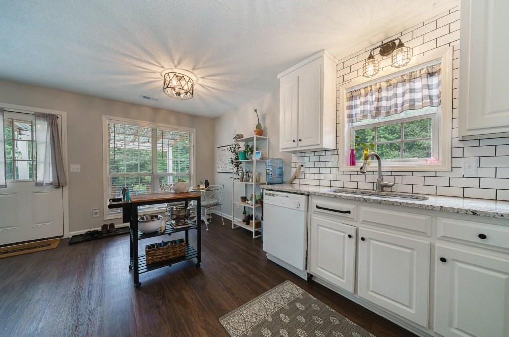2487 Briar Valley Way, Dacula GA  30019-7517 exterior