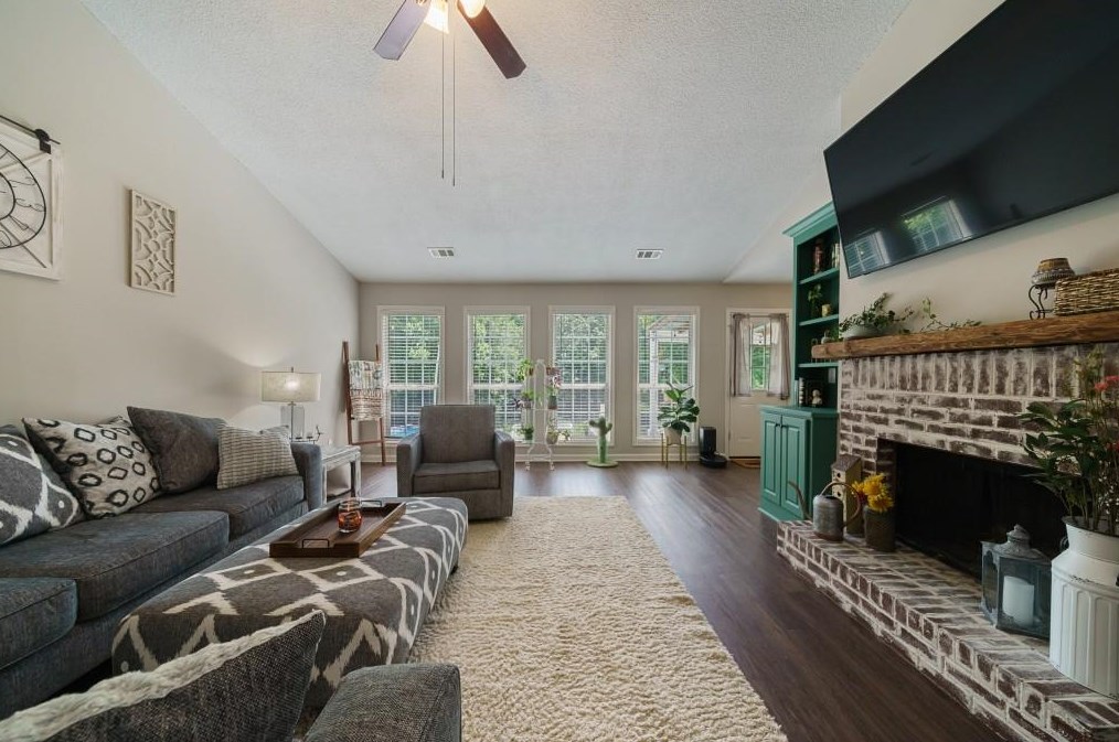 2487 Briar Valley Way, Dacula GA  30019-7517 exterior