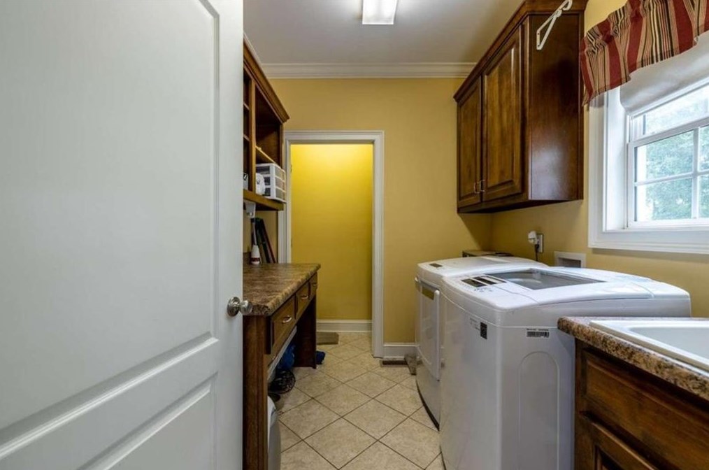 37 Brook Dr, Rome GA  30165-3679 exterior