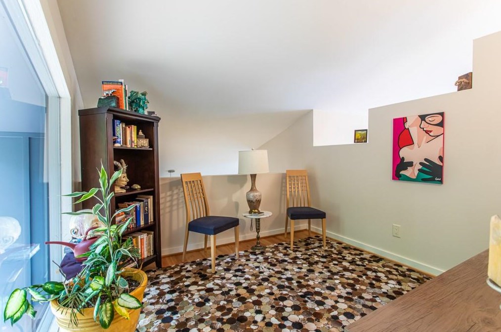 1018 Mcconnell Dr, Decatur GA  30033-3402 exterior