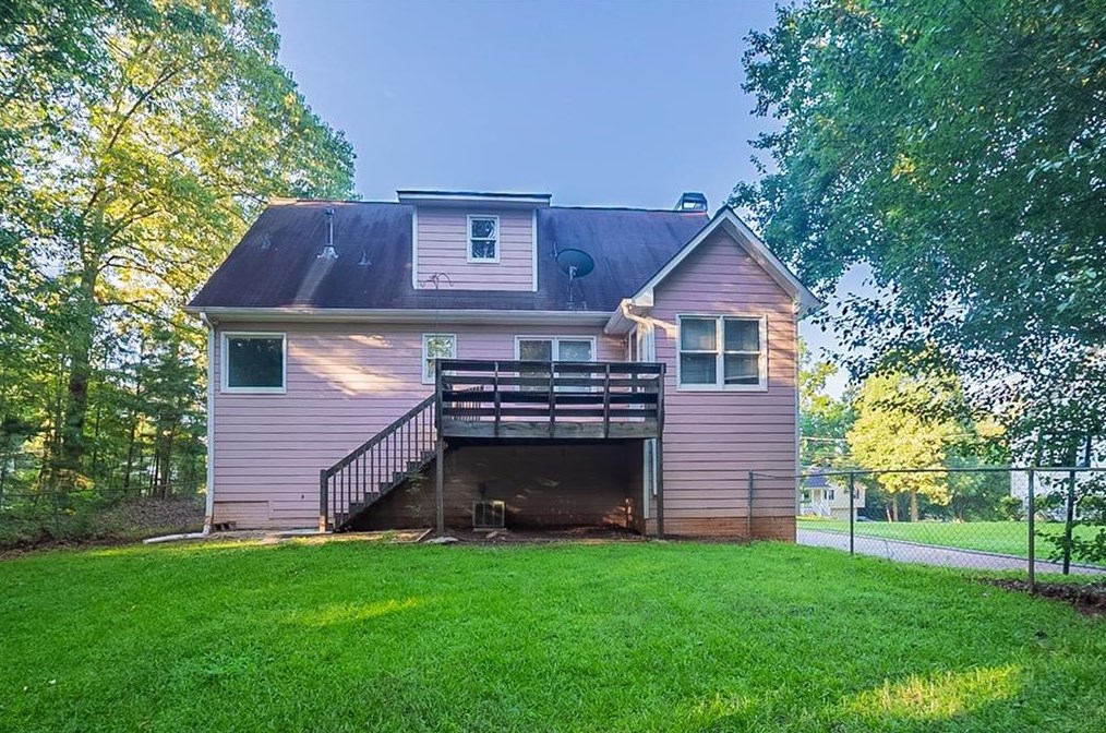 263 Victorian Cir, Dallas GA  30157-5673 exterior