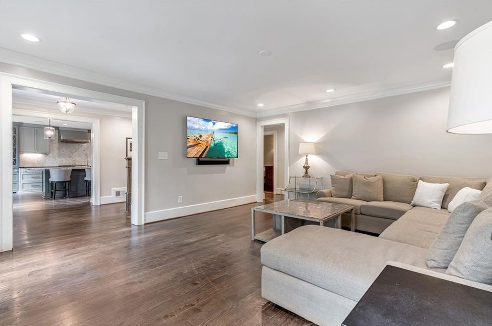835 Overhill Ct, Atlanta GA  30328-3660 exterior