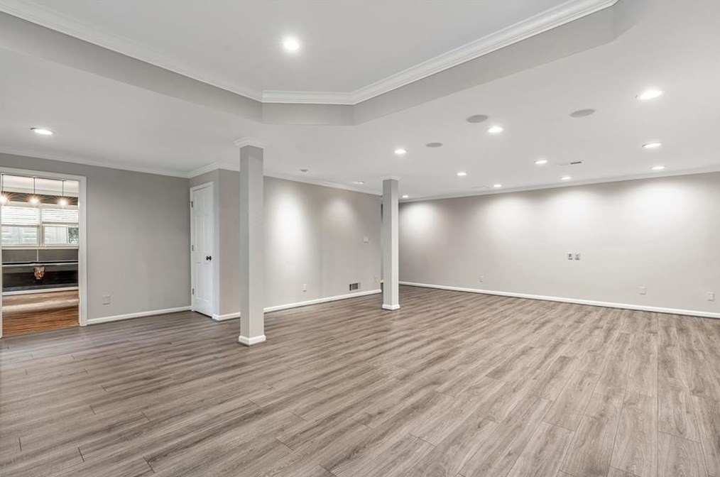835 Overhill Ct, Atlanta GA  30328-3660 exterior