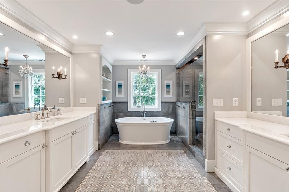 835 Overhill Ct, Atlanta GA  30328-3660 exterior