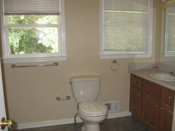 3717 Debbie Ln, Powder Springs GA  30127-2012 exterior