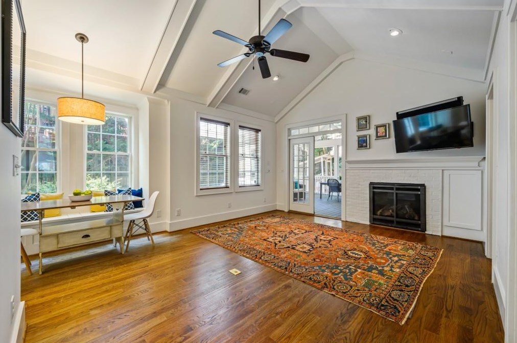 933 Mcdonough St, Decatur GA  30030-4930 exterior